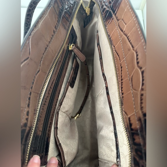 Michael Kors Large Embossed Leather Bag - Picture 8 of 13